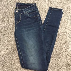 Wallflower Jeggings with real pockets!